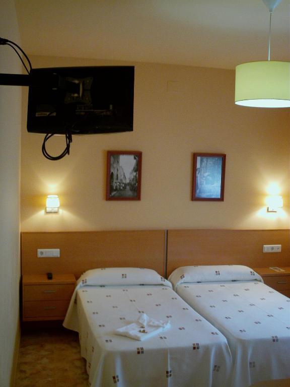 Hotel Mont-Roig Exterior foto
